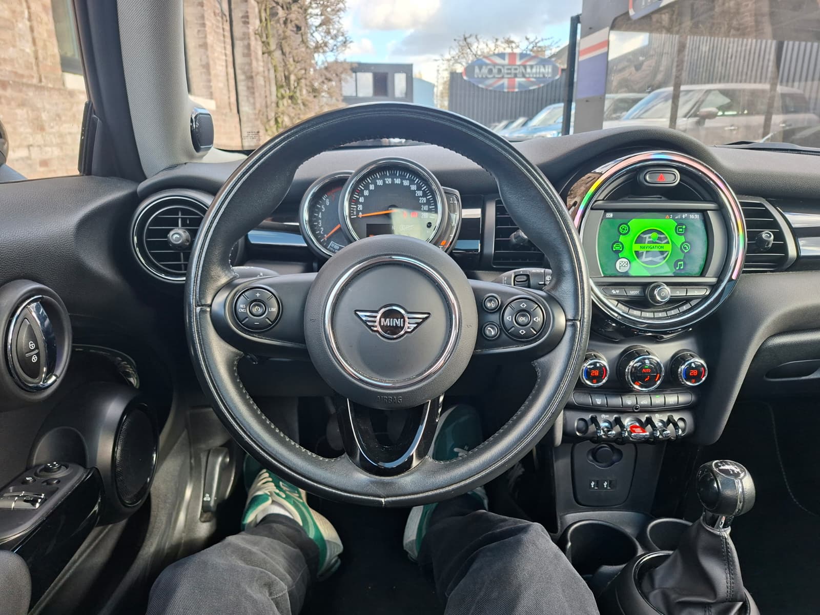 WhatsApp Image 2026-03-28 at 17.02.19